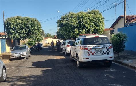 Criminosos invadem casa e matam jovem esfaqueado em Guararapes São