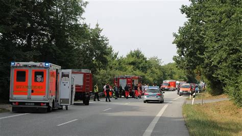 Bildergalerie Sechs Verletzte Nach Schwerem Unfall Bei Bliesdorf