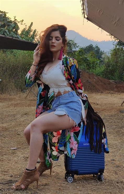 Hot Photos Of Sarika Raghwa Wiki Bio Tv Shows Ullu App Series Instagram SpideyPosts