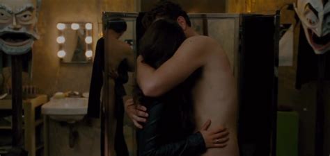 She Seeing Her Bf Standing Nude ThisVid En Anglais