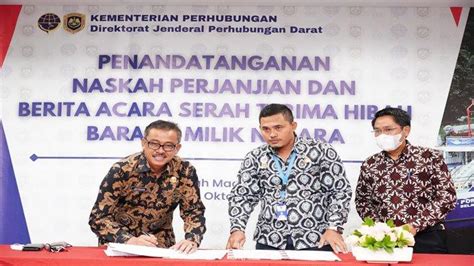 Pemko Batam Terima Hibah Bus Dari Kemenhub Untuk Transportasi