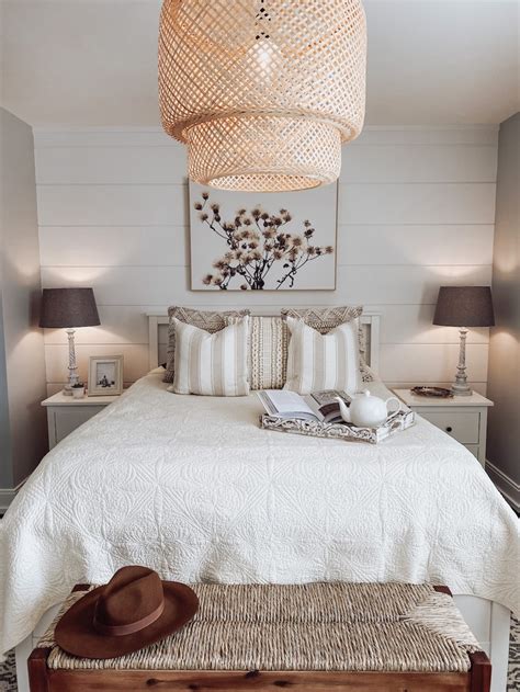 Boho Bedroom Lighting: 14 Top Decorating Insights - Quiet Minimal