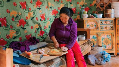 Family, Dumplings, and Jesus? Christians Navigate Mongolian New Year | Christianity Today