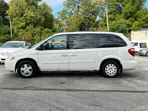 Buy Here Pay Here 2007 Chrysler Town Country LX For Sale In