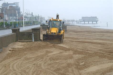 Cleethorpes Beach Edward Cc By Sa 2 0 Geograph Britain And Ireland