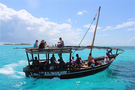 COLORFUL ISLAND OF ZANZIBAR: BEACH, EXCURSIONS, CRUISES, SAFARI, 12 DAYS