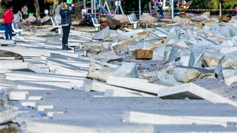 Sturmflut In Mv Schaden In Mehrstelliger Millionenh He Bef Rchtet