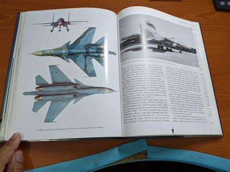 Sukhoi SU 27 Flanker Air Superiority Fighter Hobbies Toys Books