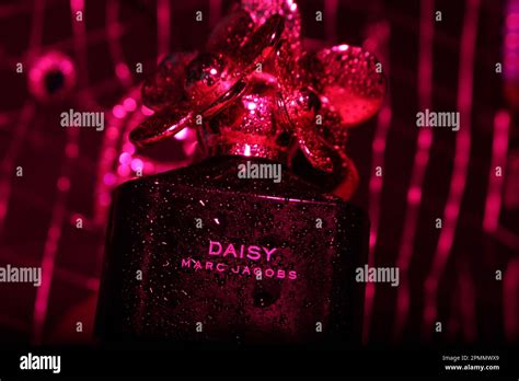 Daisy Marc Jacobs Stock Photo - Alamy