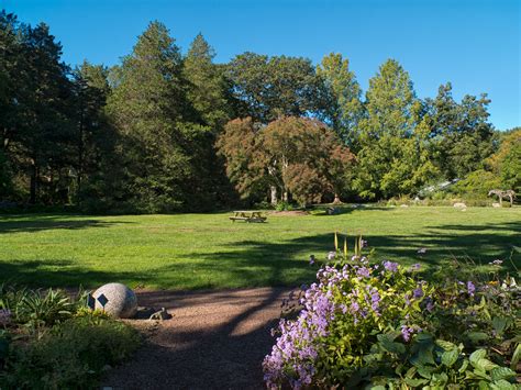 Plan A Visit — Bartlett Arboretum And Gardens