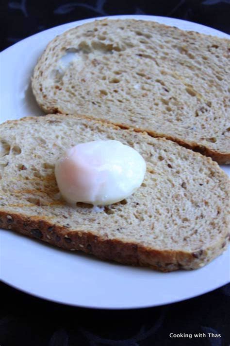 How To Poach Egg In A Microwave Microwaved Poached Eggs Cooking With