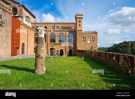 Episcopal Museum Hi Res Stock Photography And Images Alamy