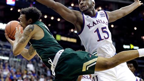 Kansas Forward Carlton Bragg Jr Accused Of Domestic Battery