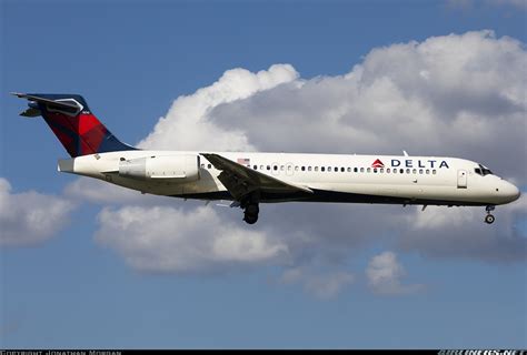 Boeing 717 2bd Delta Air Lines Aviation Photo 7024627