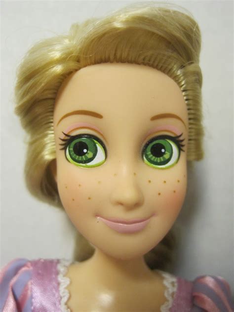 Never Grow Up A Mom S Guide To Dolls And More Disney Store