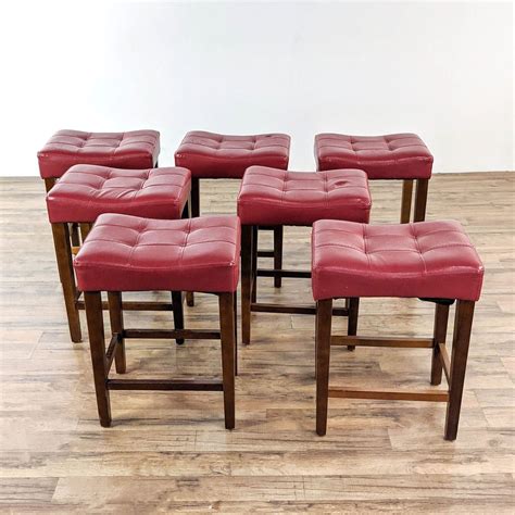 Red Stools | Kashew