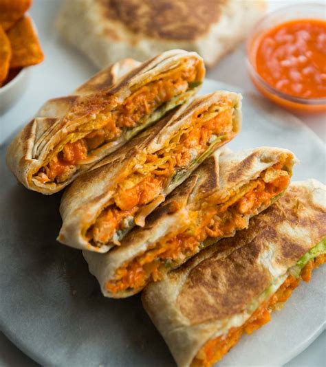 Buffalo Chicken Crunchwrap Dont Go Bacon My Heart