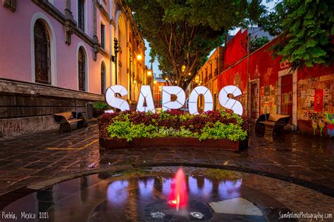 Callejon De Los Sapos Alley Of The Toads In Puebla Mexi Flickr