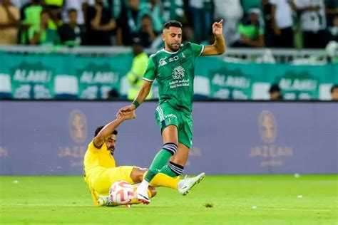 Riyad Mahrez Fait Passer Un Message Fort Au Peuple Marocain Sport Fr