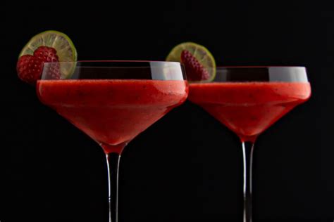 Non-Alcoholic Strawberry Daiquiri Recipe without Mix