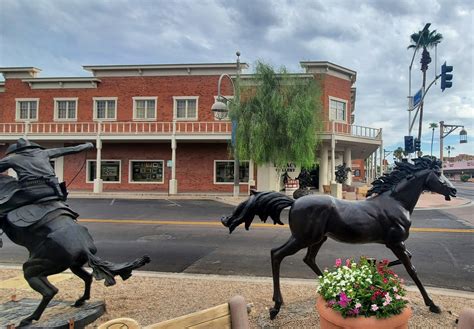 8 Best Places To See Western Art In Arizona Bruce Black Art