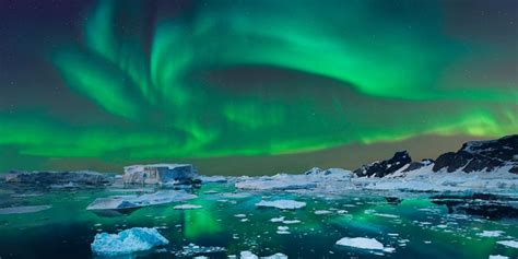 Somerset House - Images. AURORA BOREALIS - ICELAND (DETAIL)