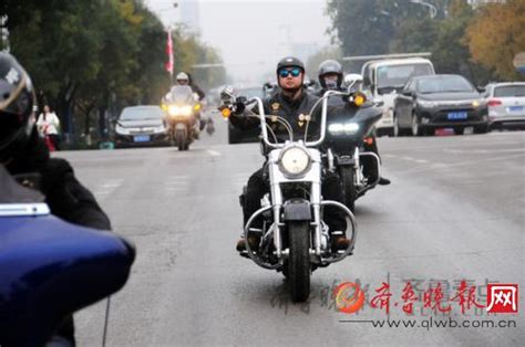 肾上腺素飙升！霸气哈雷车队现身烟台莱阳街头凤凰网