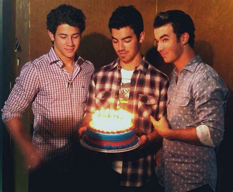 Joes Birthday Joe Jonas Photo 14829698 Fanpop