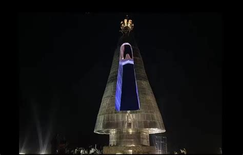 Est Tua De Nossa Senhora Maior Que O Cristo Redentor Inaugurada Em