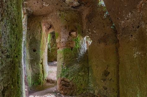 Vie Cave Etrusche Di Pitigliano Sovana Sorano Mappe E Percorsi