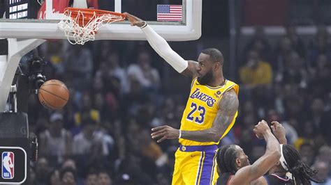 Lebron James Rompe La Barrera De Los 40000 Puntos En La Nba