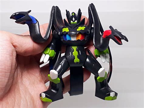 Zygarde Perfect Form 100 Pokemon Figure Takara Tomy Moncolle Japan M07