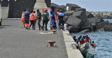 Canarias Recibe Nuevas Embarcaciones Con Cerca De 450 Migrantes A Bordo En Las últimas Horas