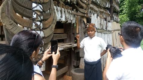 Kemenpar Dan Asidewi Dorong Rumah Adat Tongkonan Jadi Homestay