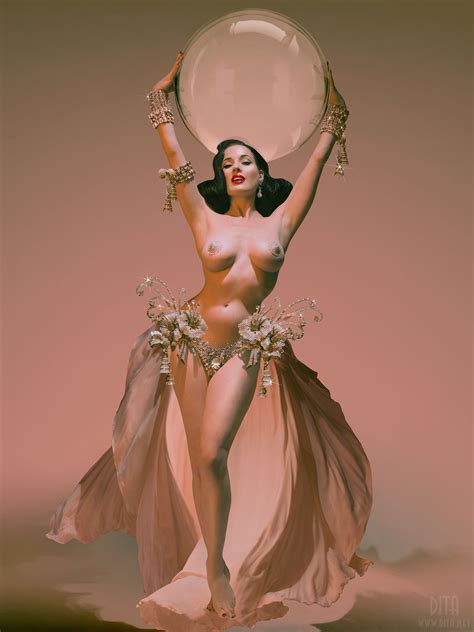 Dita Von Teese Nude And Sexy Photos The Fappening