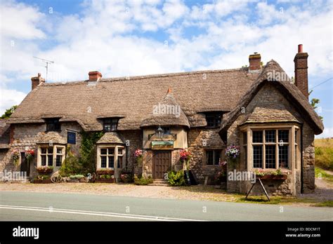 Traditional English Thatched Country Pub Village Pub The Waggon And