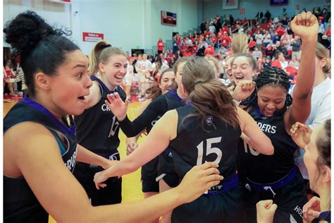 Holy Cross Women's Team Forced to Bus to NCAA Tournament