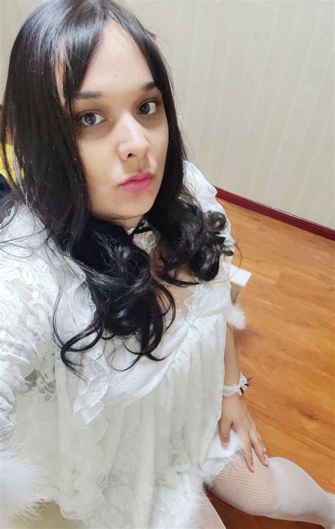 My First Time Crossdressing ☺️ Scrolller