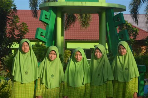 Siswa MTs Negeri 2 Bandar Lampung Sabet Juara Di Ajang OSI Hardiknas