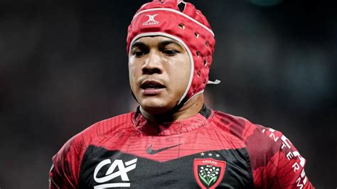 Cheslin Kolbe transfer causes salary cap irregularities in France | rugby