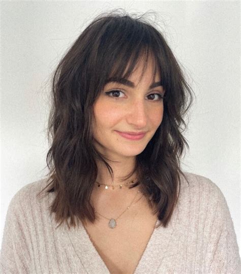 50 Cute Ways To Wear Curtain Bangs — Curtain Bang Hairstyle