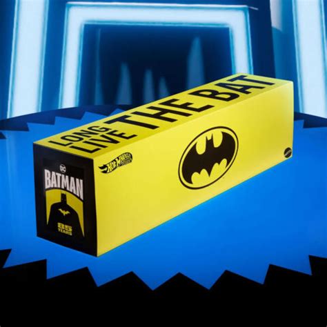 Hot Wheels Th Anniversary Batmobile Collection Six Iconic Batmobiles In One Collection