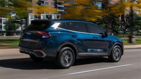 2023 Kia Sportage Hybrid Debuts Promising 39 Mpg And 500 Mile Range