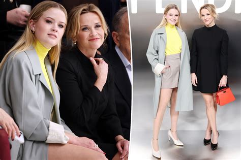 Reese Witherspoon And Daughter Ava Phillippe Look Like Twins In The