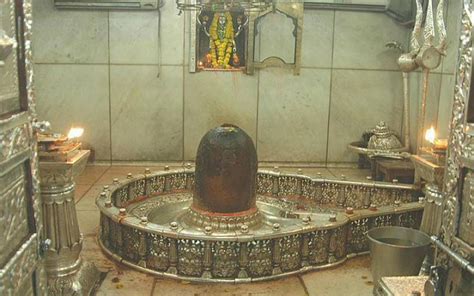 Mahakaleshwar Jyotirlinga Temple Ujjain, History & Timings