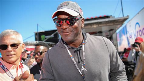 Watch A Day In The Life Of Michael Jordan And The Chicago Bulls In