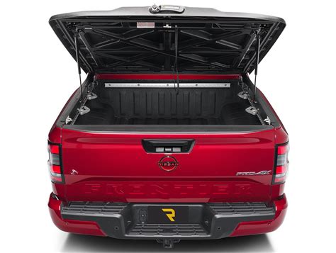 Undercover Elite One Piece Tonneau Cover Realtruck