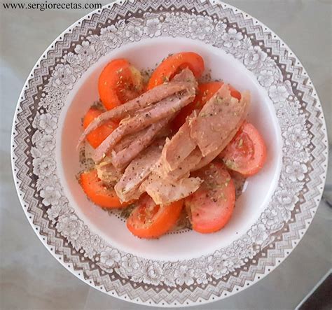 Tomate Canario Aliñado con Ventresca de Atún