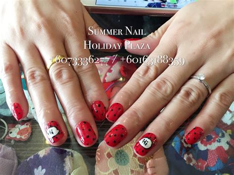 Pin De Lee Samantha Em Gel And Classic Mani Pedi Nail Design Hand Painted