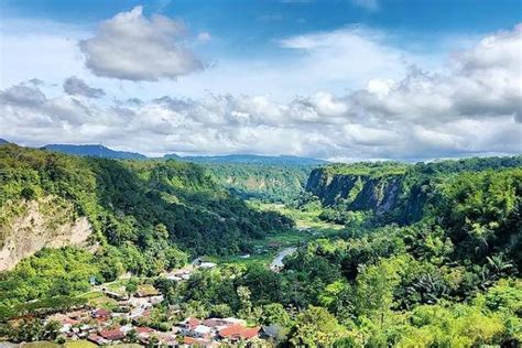 Ngarai Sianok Lembah Pendiam Di Tengah Perbukitan Sumatra SOCLyfe